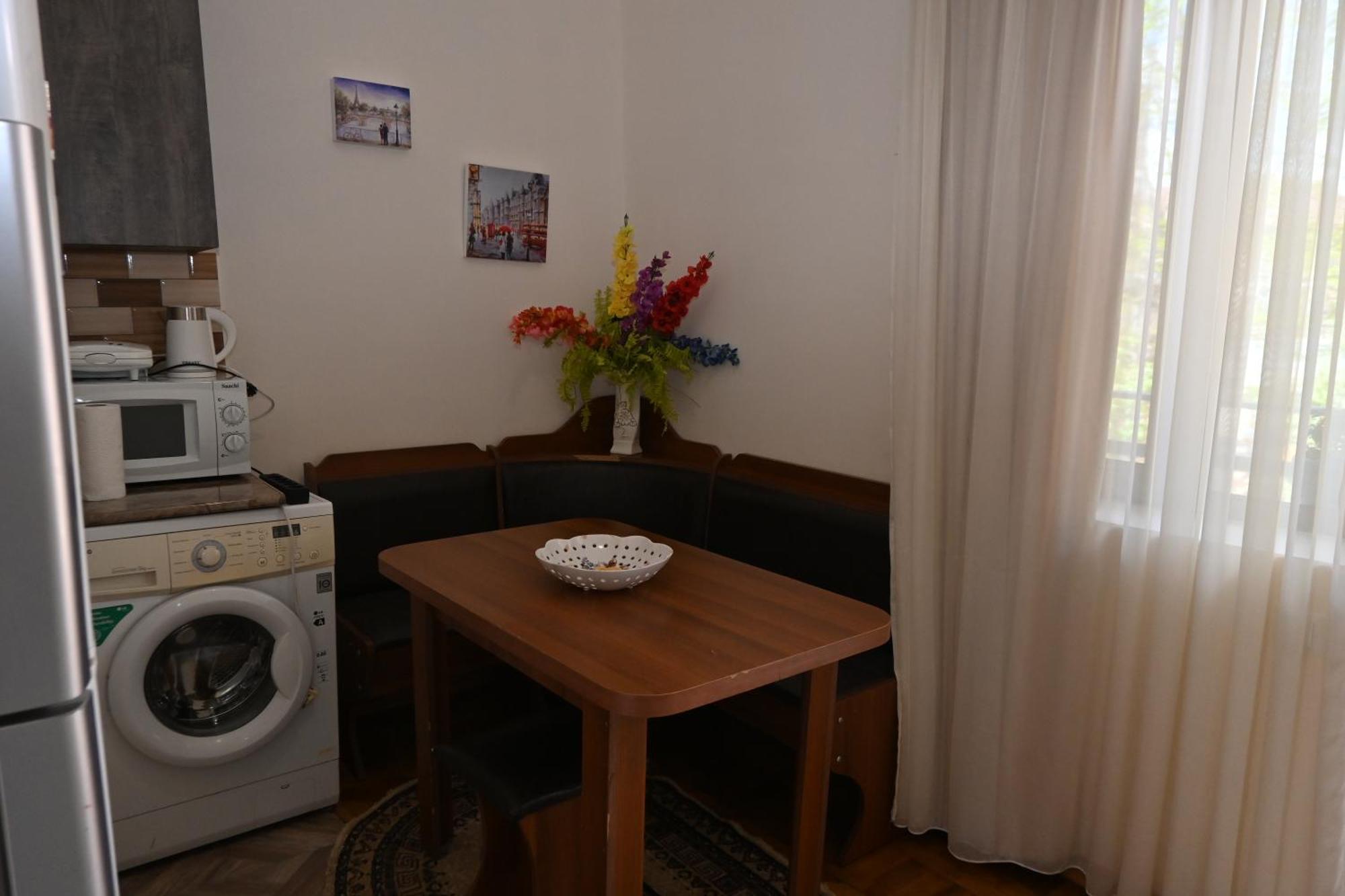 Jerusalem Merkaz Hotel Kutaisi Exterior photo
